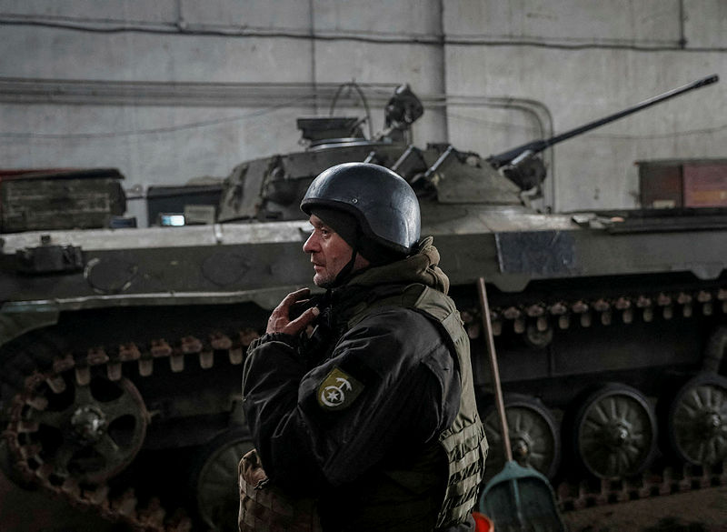 Dünyanın gözü Rusya - Ukrayna krizinde! Rus tankları Donbasta | A Haber sıcak bölgede