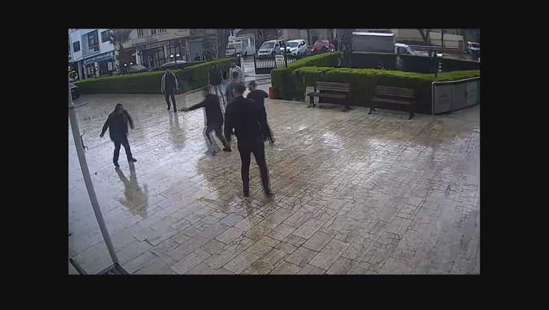 İzmir’de Menemen Belediyesinde bıçaklı saldırı! O anlar güvenlik kamerasına anbean yansıdı
