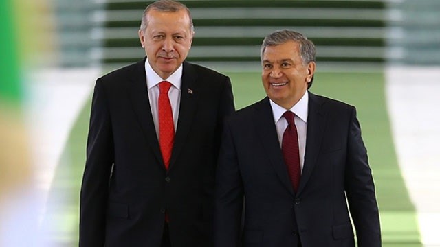 Başkan Erdoğan Özbekistan Cumhurbaşkanı Mirziyoyev ile telefonda görüştü