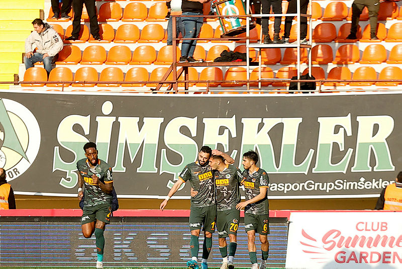 Alanyaspor: 5 - Konyaspor: 1 MAÇ SONUCU | Alanyaspor gol oldu yağdı