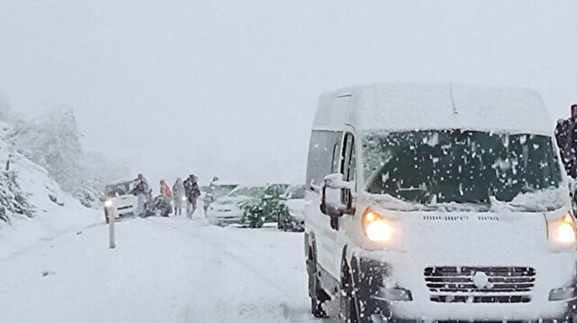 Denizli - Antalya - Muğla karayolu trafiğe kapandı