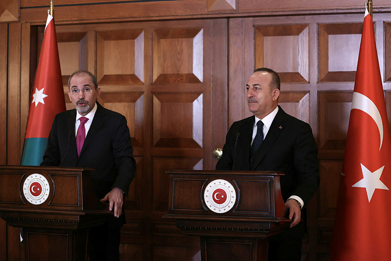 Son dakika: Dışişleri Bakanı Mevlüt Çavuşoğlundan Suriyelilerin ülkelerine dönüşü hakkında açıklama