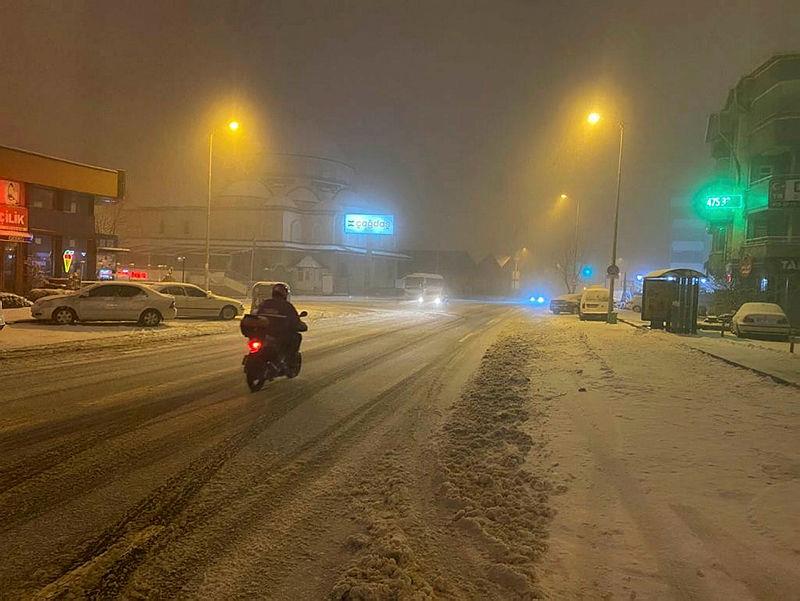 Ankarada kar yağışı etkili oldu!