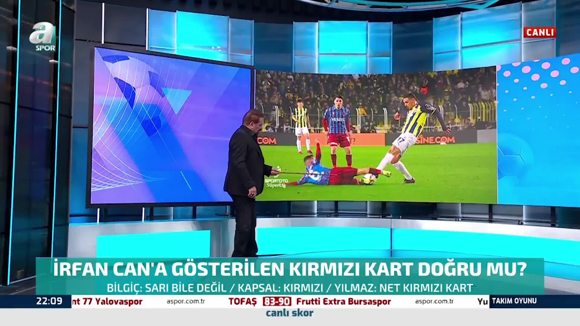 Fenerbahçe - Trabzonspor maçının önüne geçen kırmızı kart kararıyla ilgili Erman Toroğlundan açıklama! Pozisyon kırmızı kart mı?