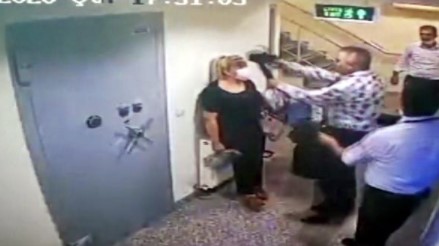 Kadın personelinin kafasına silah dayayan müdürün cezası belli oldu