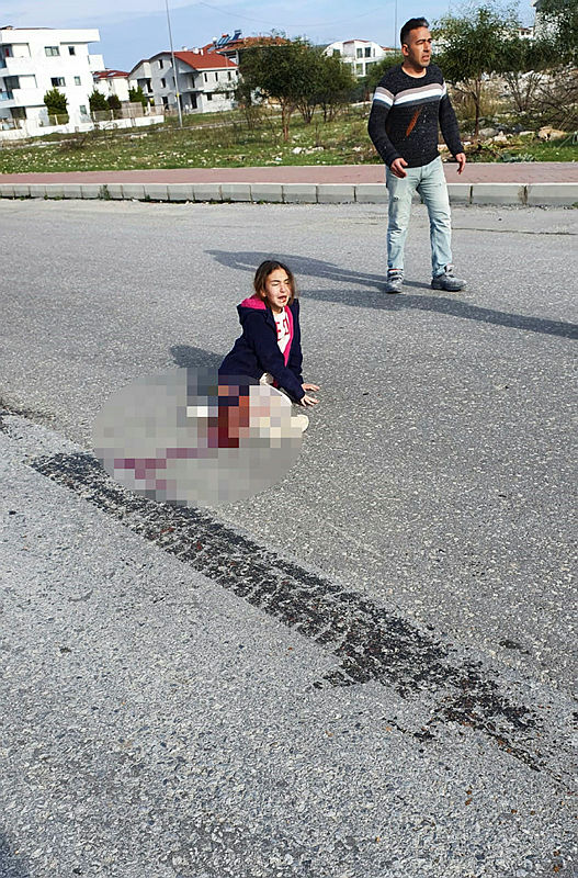 Antalyada köpeklerden kaçarken kamyonun çarptığı 10 yaşındaki Mehra Melin Pınarın sözleri yürek dağladı: Ölmeyeceğim değil mi baba?
