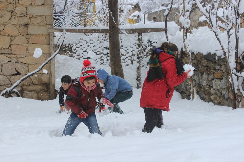 Pazartesi günü okullar tatil mi? 21 Mart Pazartesi İstanbul, Trabzon, Giresunda kar tatili var mı? Valilik son dakika duyurular