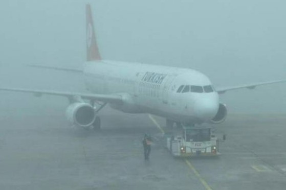 İstanbul’da hava ulaşımına kar engeli! Sabiha Gökçen Havalimanına iniş yapmayan uçaklar başka havalimanına yönlendirildi