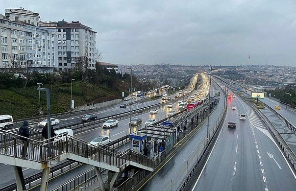 İstanbul güne trafikle başladı!