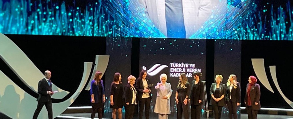 Emine Erdoğan’ın katılımıyla Türkiye’nin enerji veren kadınları ödüllendirildi