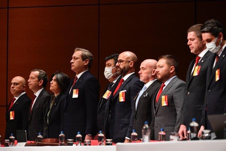 Galatasaray seçime gidiyor! Yeni başkan kim olacak? İlk isim adaylığını açıkladı | Fatih Terim detayı dikkat çekti