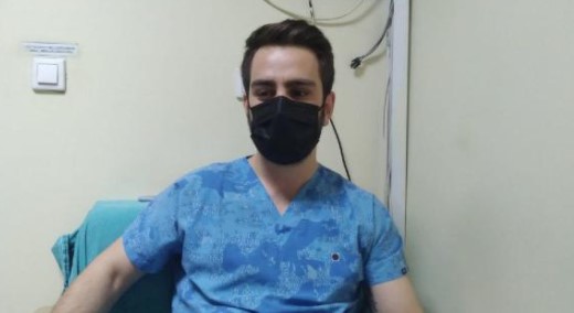 Kırşehir’de ölen hastanın ailesi sağlık personellerine saldırdı! Bakan Koca’dan tepki
