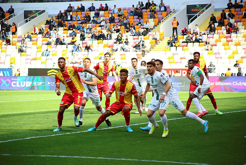 Süper Ligde küme düşen ilk takım belli oldu! Giresunsporun 1-0 yendiği Öznur Kablo Malatyaspor küme düştü