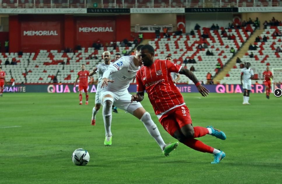 Antalyaspor: 4 - Hatayspor: 1 (MAÇ SONUCU ÖZET)