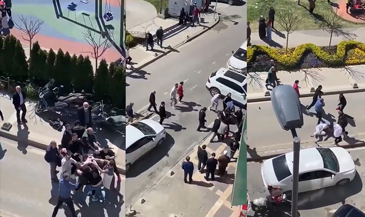 Üsküdar’da 2 kalabalık grup cadde ortasında birbirine girdi! Tekmelerin ve yumrukların havada uçuştuğu kavga kamerada