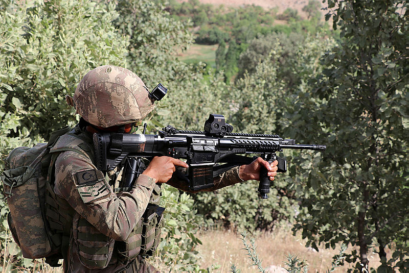 Bakan Soylu: Hakkaride 4 PKKlı öldürüldü