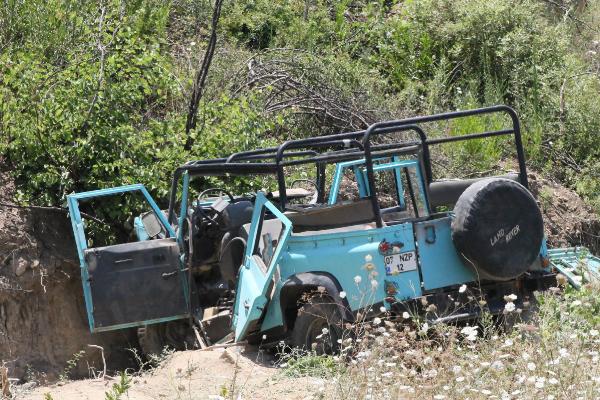 Antalya’da safari cipi şarampole yuvarlandı! 2 ölü, çok sayıda yaralı var - 7