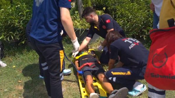 Son dakika: İstanbul'da kamyondaki demirler İETT otobüsüne düştü | Çok sayıda yaralı var