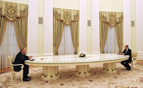 putin-ile-macron-ukrayna-meselesini-gorustu-1660924528567.jpg Putin ile Macron Ukrayna meselesini görüştü: Zaporijya Nükleer Santrali felakete yol açabilir - 3