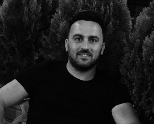 Oyuncu Onur Sermik’e ünlü fenomenden silahlı saldırı! Yol ortasında kurşun yağdırdı