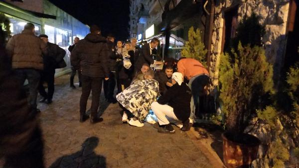 zonguldakta-kar-maskeli-silahli-saldiri-2-yarali-1669415972197.jpg Zonguldak'ta kar maskeli silahlı saldırı: Yaralılar var - 1