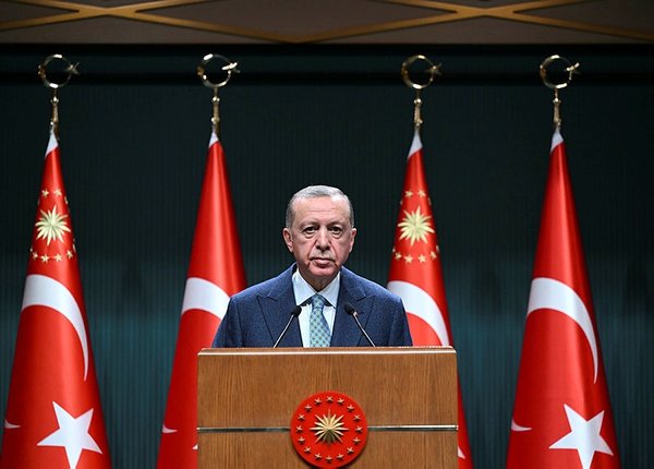 baskan-erdoganin-eyt-mujdesi-muhalefetin-kimyasini-bozdu-bize-boyle-gel-sayin-erdogan-1672262123071.jpg Başkan Erdoğan'ın EYT müjdesi muhalefetin kimyasını bozdu: "Onlar da biliyor yaparsa Erdoğan yapar" - 1