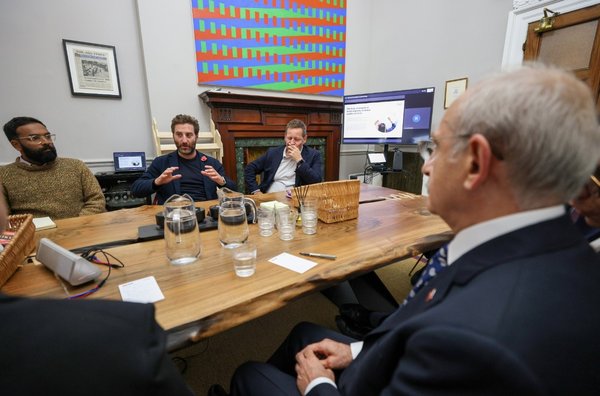 Londra’da Parayı buldum diyen Kılıçdaroğlu Ankara’da kendisiyle çelişti: Kimseye el açmayacağız