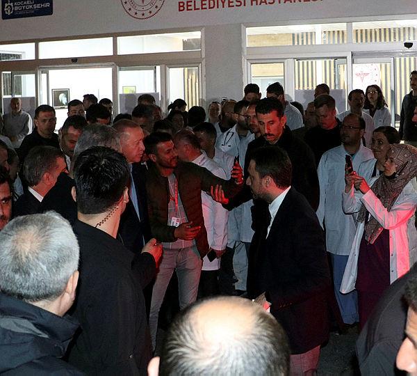 baskan-erdogandan-deprem-bolgesinde-turkiye-yuzyili-vurgusu-asirlarca-oynanan-oyunlari-cope-atma-vakti-1678643724302.jpeg Başkan Erdoğan'dan deprem bölgesinde Türkiye Yüzyılı vurgusu: Asırlarca oynanan oyunları çöpe atma vakti - 3