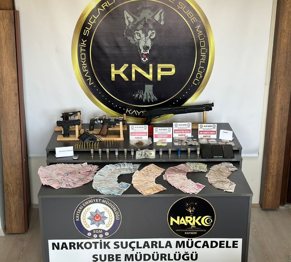1684242136992.jpg Kayseri’de 500 polisle uyuşturucu operasyonu: 31 şüpheli yakalandı - 1