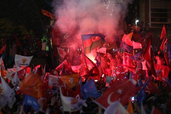 AK Parti’den 2024 öncesi seçim reçetesi! 11 büyükşehrin röntgeni çekilecek