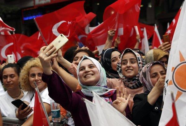 AK Parti’den 2024 öncesi seçim reçetesi! 11 büyükşehrin röntgeni çekilecek