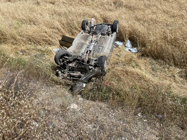 Elazığ'da korkunç kaza! Otomobil şarampole uçup ters döndü: Çok sayıda yaralı var - 3
