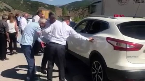 kemal-kilicdaroglu-kaza-mi-yapti-saglik-durumu-nasil-son-dakika-kilicdaroglunun-konvoyu-kaza-mi-yapti-nerede-1691240552873.jpeg Kemal Kılıçdaroğlu kaza mı yaptı son dakika? Kılıçdaroğlu'nun konvoyu kaza mı yaptı, nerede? - 1