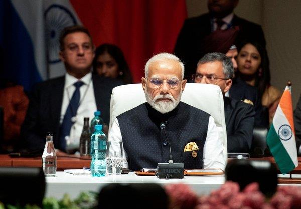 BRICS'e 6 yeni davet! ABD dolarının gücünü kıracak adım - 11