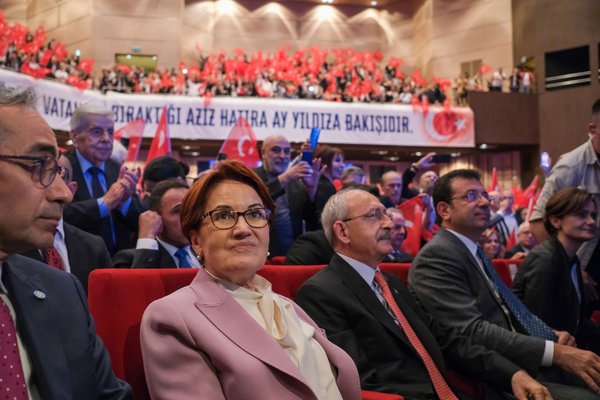1696957094475.jpg CHP'den Akşener'e "İstanbul'a ihanet etti" salvosu: İP'ten Kılıçdaroğlu ve Yılmaz Büyükerşen'e bombardıman - 1