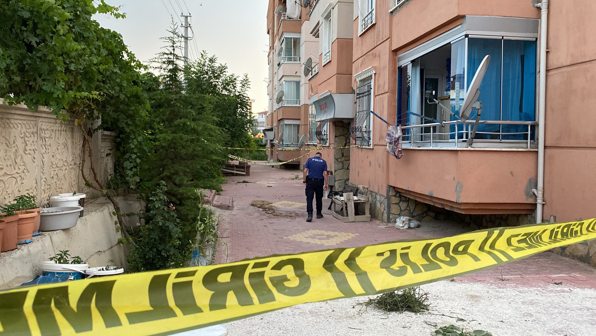 konyada-bir-dugunde-cikan-tartisma-kanli-bitti-1-yarali-1720811730213.jpg Konya'da bir düğünde çıkan tartışma kanlı bitti: 1 yaralı - 1
