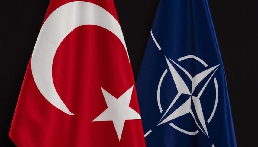 Türkiye ve NATO bayrağı (AA)