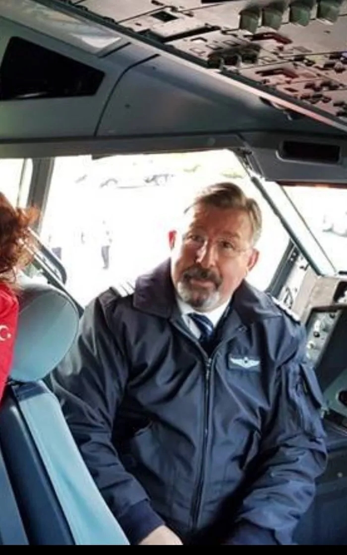 Türk Yıldızları Kurucu pilotu emekli pilot Atilla Konukman (Sabah) 