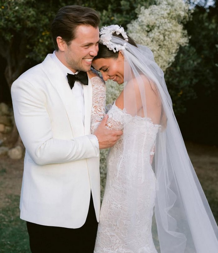 Ünlü oyuncu geçtiğimiz yıl Zeynep Mayruk ile evlendi / Kaynak: Instagram