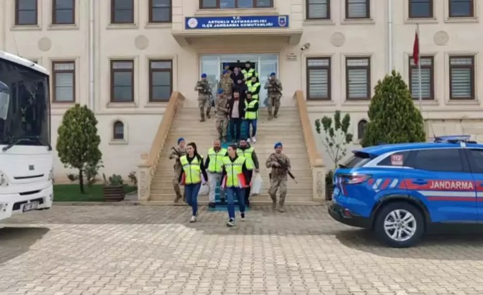 Mardin'de meydana gelen vurgunda 18 şüpheli hakkında yakalama kararı verildi. (DHA) 