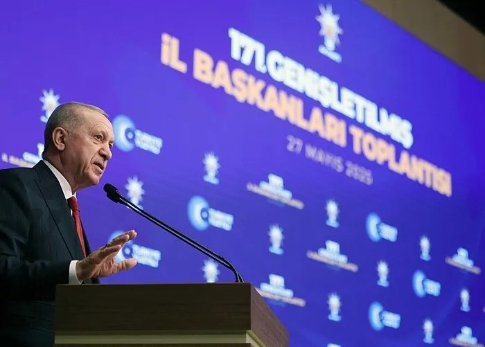 Başkan Erdoğan, AK Parti Genişletilmiş İl Başkanları Toplantısı'nda konuşmuştu. (AA)