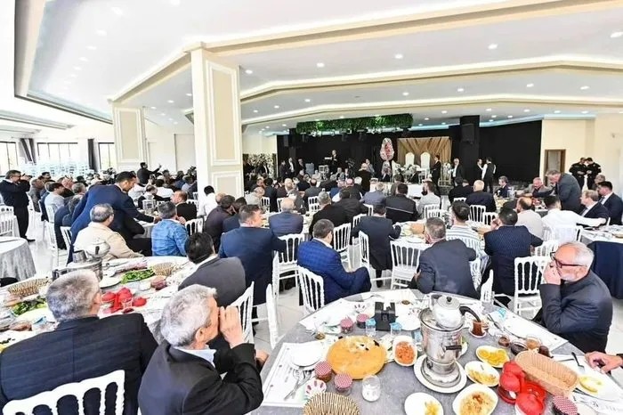 Belediye Başkanı Adem Ceylan'ın icraatleri ʺsiyasi linçʺ olarak değerlendiriliyor. (A Haber arşiv)