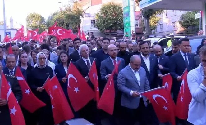 Türkiye tek yürek! 81 milyon Demokrasi Nöbeti’nde: Halk 15 Temmuz’da iradesine sahip çıktı