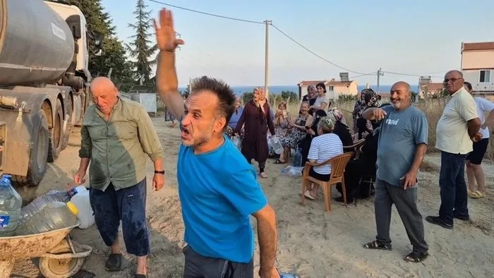 Şehirde yaşanan su sorunu nedeniyle vatandaşlar çileden çıktı (İHA) 