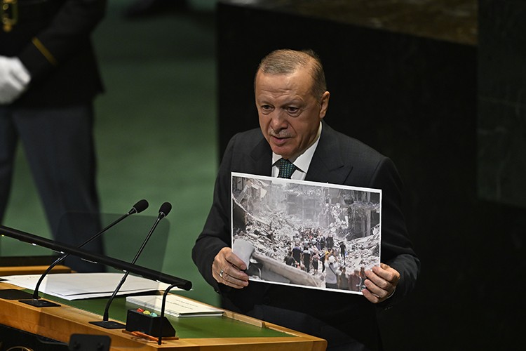 Gazze’de tarihi ateşkes! ABD Başkanı zirvede Başkan Erdoğan’ı böyle karşıladı: Onu Seviyorum | A Haber’de çarpıcı analiz: Trump bölgede Türkiye’nin gücünün farkında