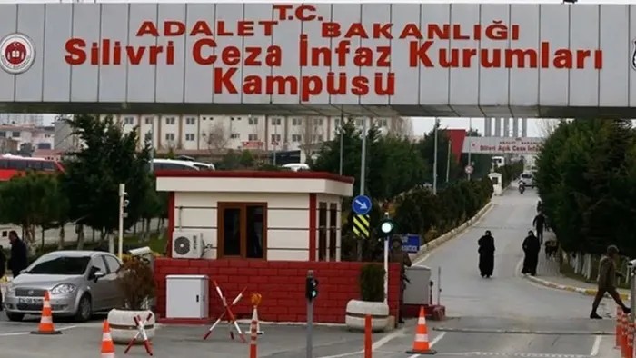 Silivri’de ‘hırsız’ kavgası! Enver Aysever’den olay paylaşım | İmamoğlu’nun ‘yalancı’ tanığı