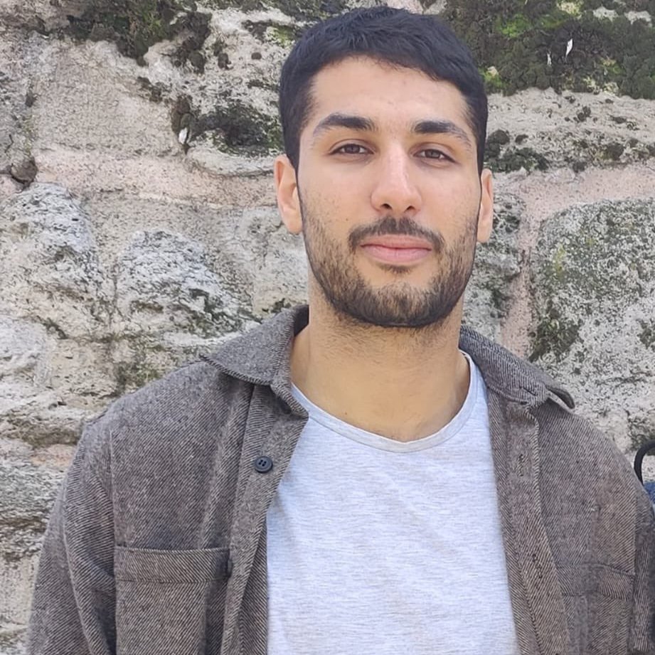 26 yaşındaki Abdurrahman Balcı, 17 Mart'ta Esenler'de çevreyi rahatsız eden bir grubu uyardığı için bıçaklanarak öldürülmüştü. (Foto: ahaber.com. tr ekran görüntüsü) 