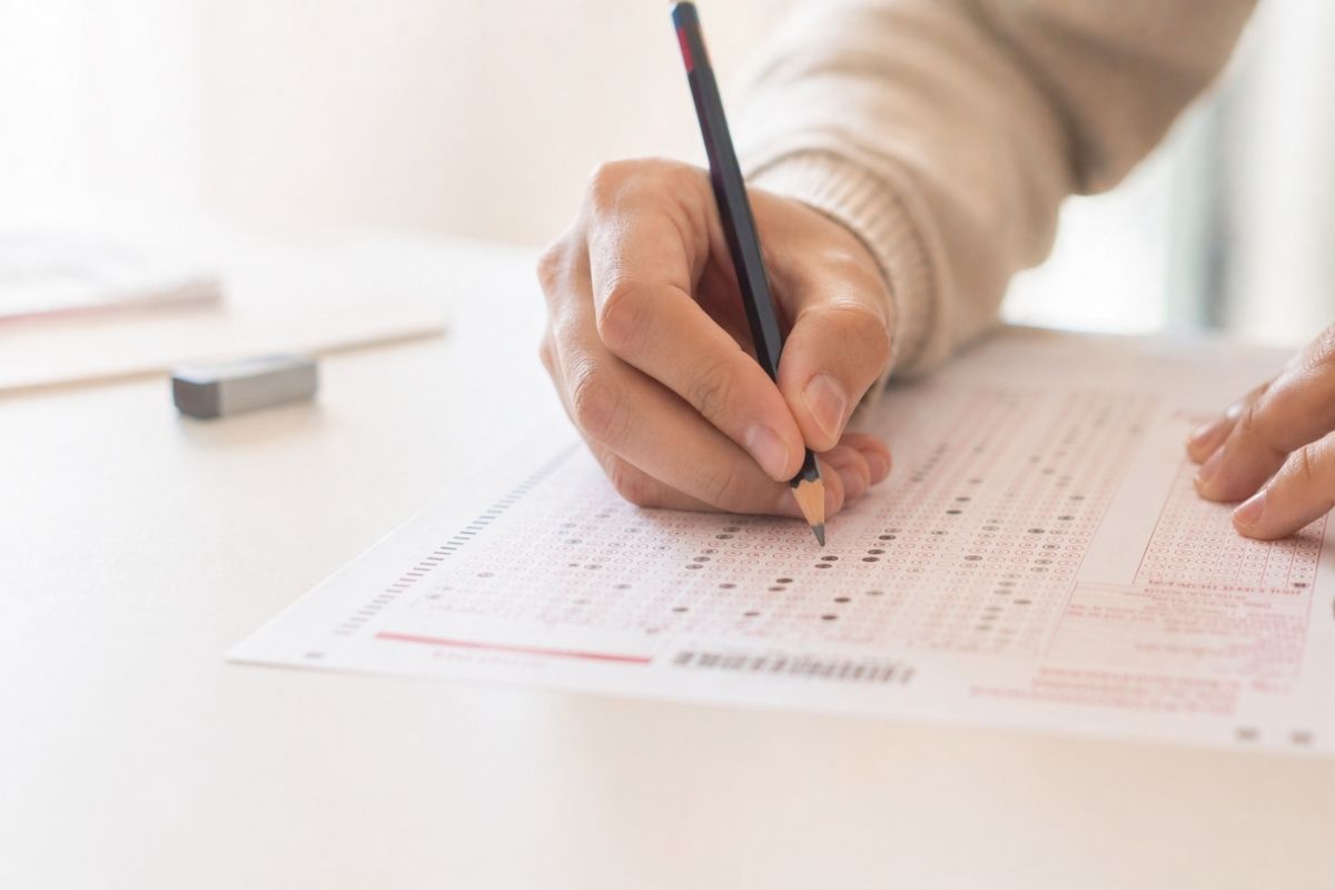 e-TEP 25 Nisan’da, HMGS, DUS ile STS Diş Hekimliği sınavları 26 Nisan’da yapılacak.(Foto: A Haber)