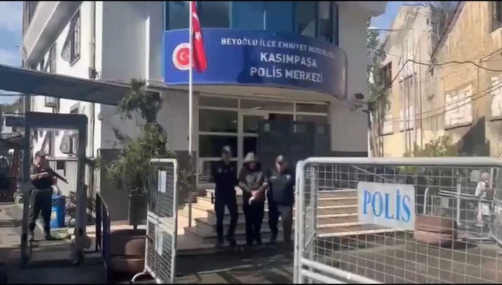 1781160421540.jpeg Lucas Torreira’dan saldırı sonrası ilk kare: Yanından bir an bile ayırmıyor - 1