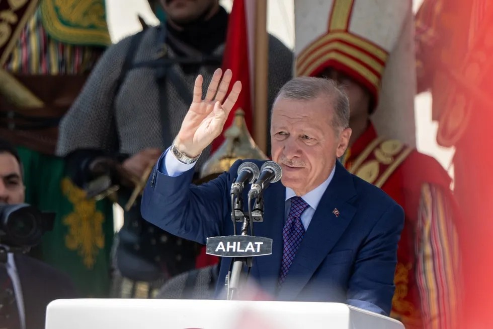 Başkan Erdoğan Malazgirt'te ne mesaj verecek? Terörsüz Türkiye ve Suriye - 1